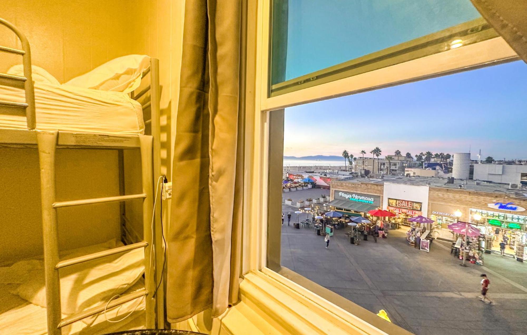 Ith Hermosa Beach Surf Hostel Lax Exteriör bild